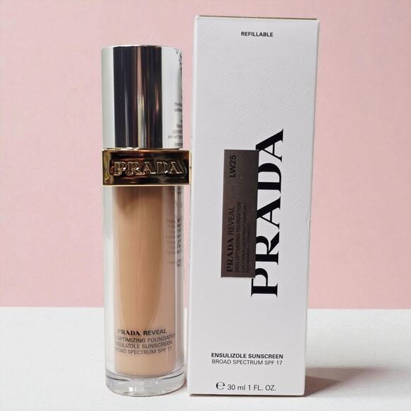 Prada Reveal Skin Optimazing Foundation LW25 Sunscreen SPF17 Refillable 1 fl oz - Picture 1 of 8